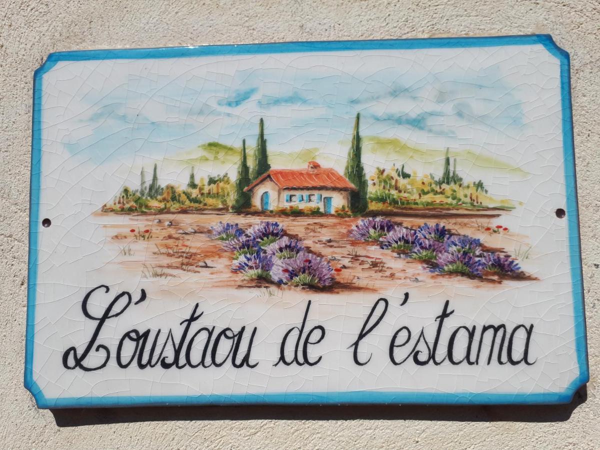 L'Oustaou De L'Estama Bed & Breakfast Rocbaron Ngoại thất bức ảnh